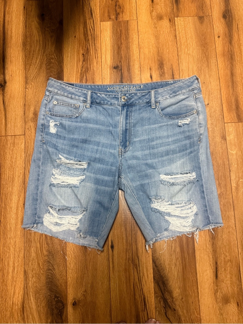 American Eagle Outfitters Light Wash Distressed slouchy Bermuda jean shorts